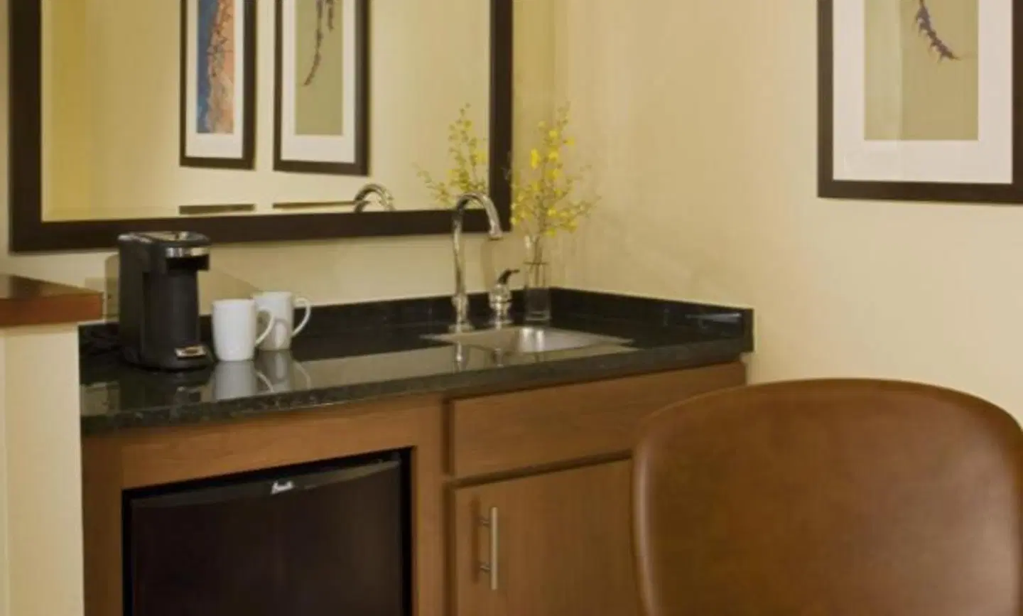 Hyatt Place Pensacola Airport ROOM_EXAMPLE