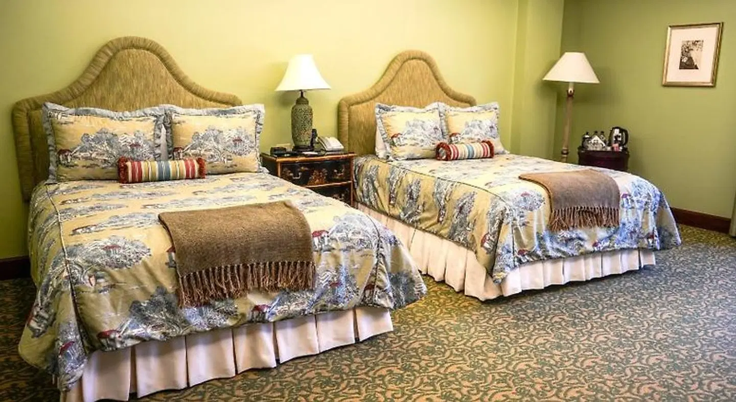 The Rose Hotel ROOM_EXAMPLE