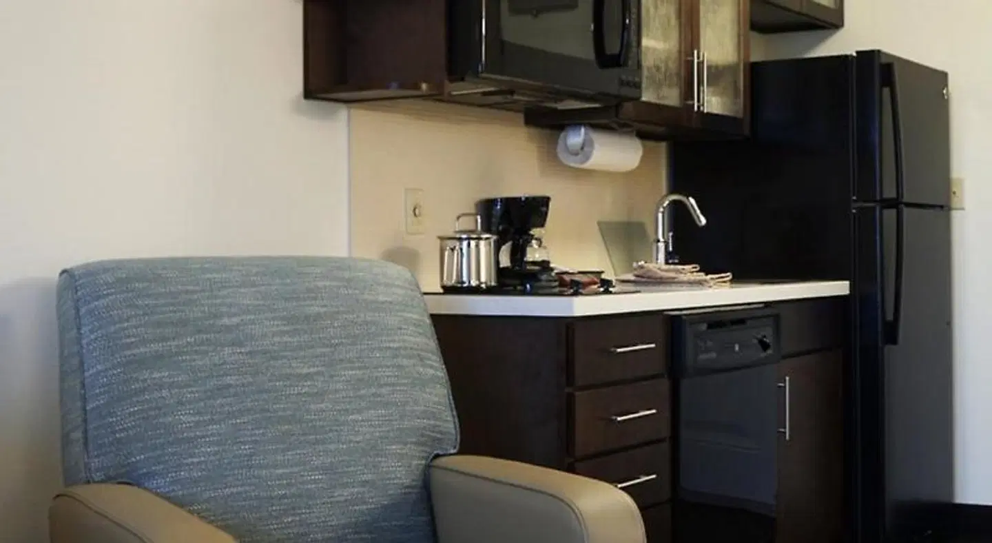 Candlewood Suites Vancouver-Camas by IHG Bar