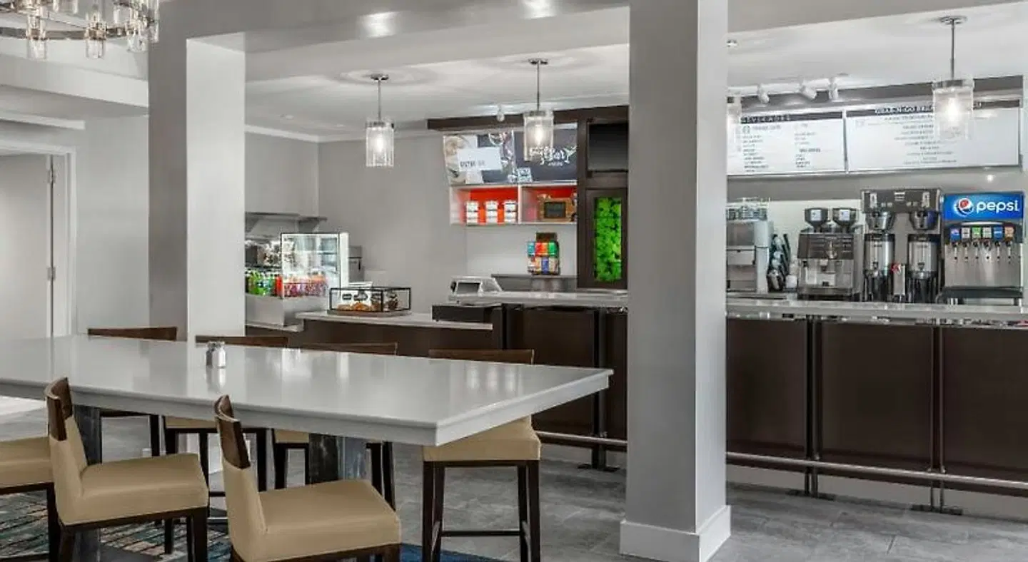 Courtyard by Marriott Palo Alto Los Altos Bar