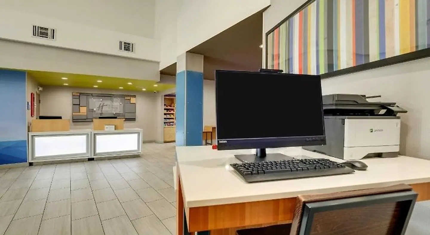 Holiday Inn Express & Suites Orangeburg by IHG Badezimmer
