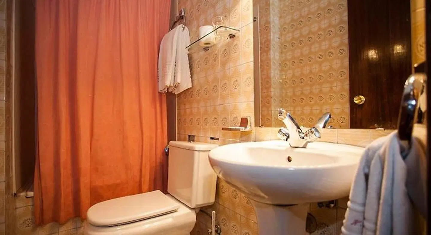 Hostal Barcelona Badezimmer