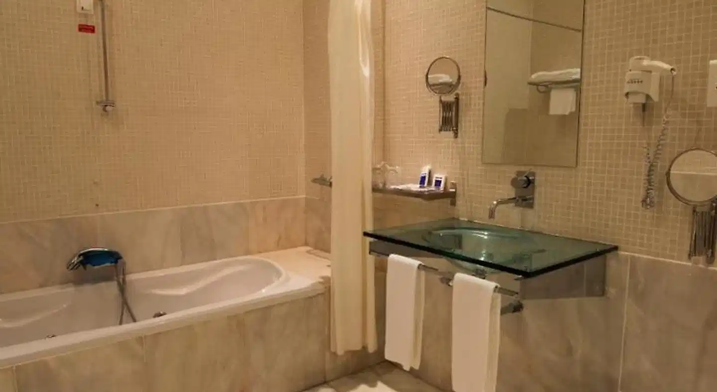 Alentejo Star Hotel Badezimmer