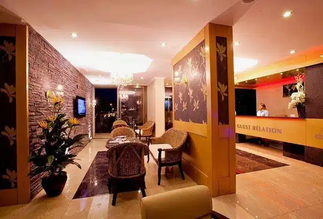 Aurasia Beach Hotel Lobby