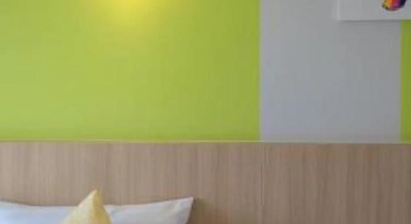 Phant at Thalang Service Apartment Badezimmer