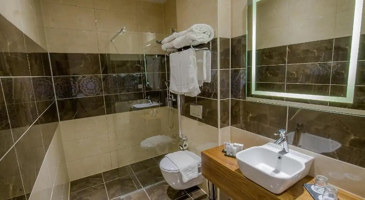 Grand Hotel Downtown Badezimmer