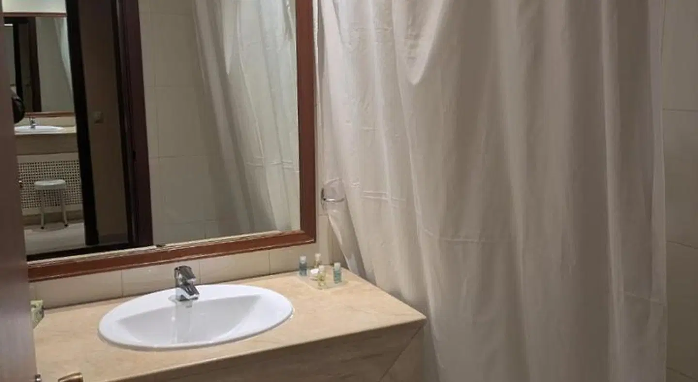 Hôtel Le Consul Badezimmer