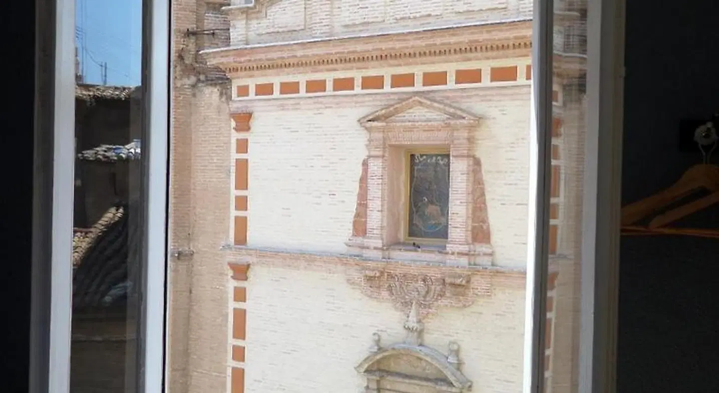 Russafa Youth Hostel EXTERIOR