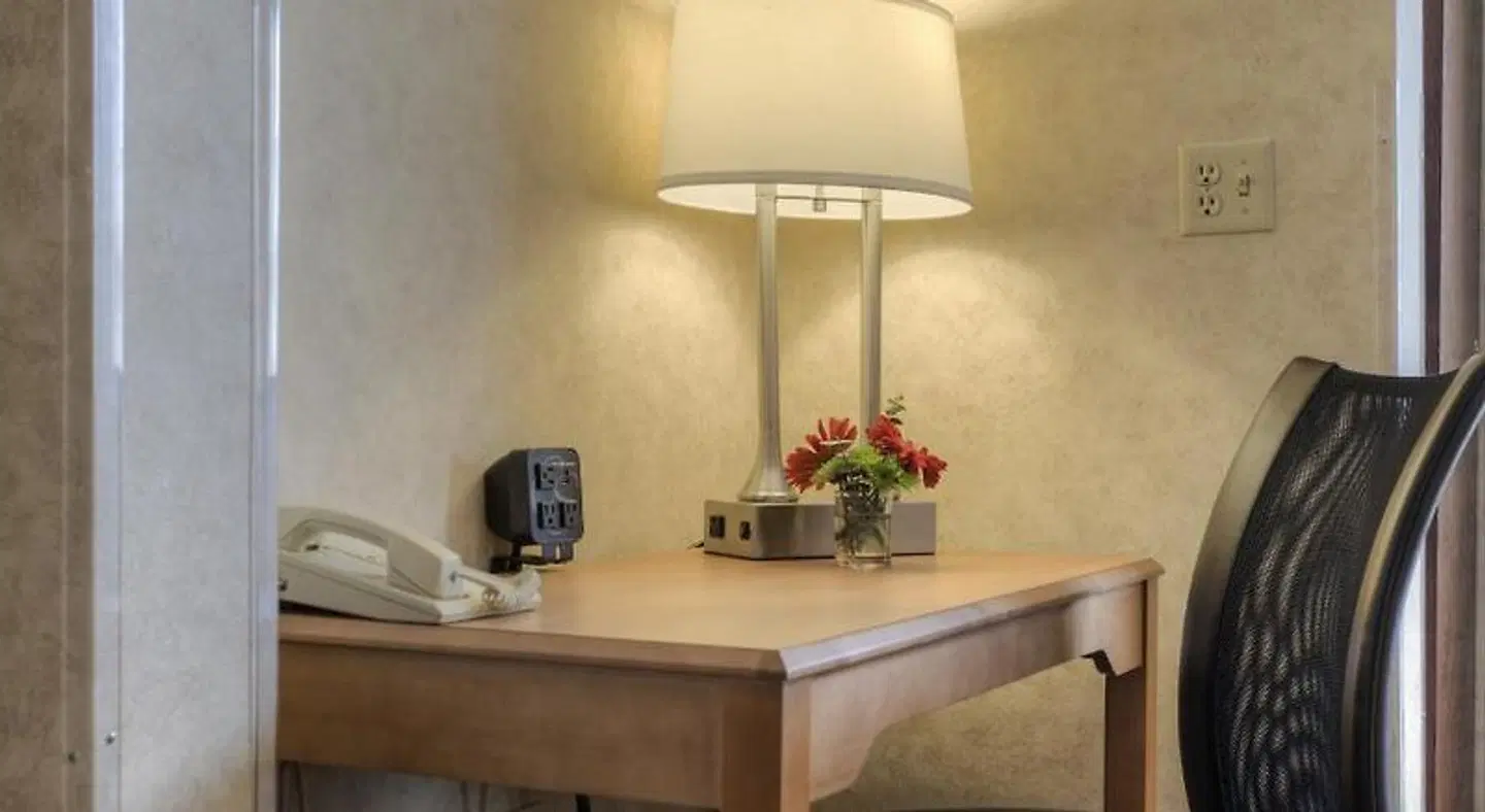 Comfort Suites Hanes Mall LOUNGE_LOBBY