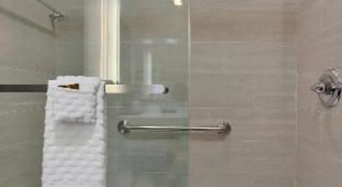 Best Western Plus Executive Residency Fillmore Badezimmer