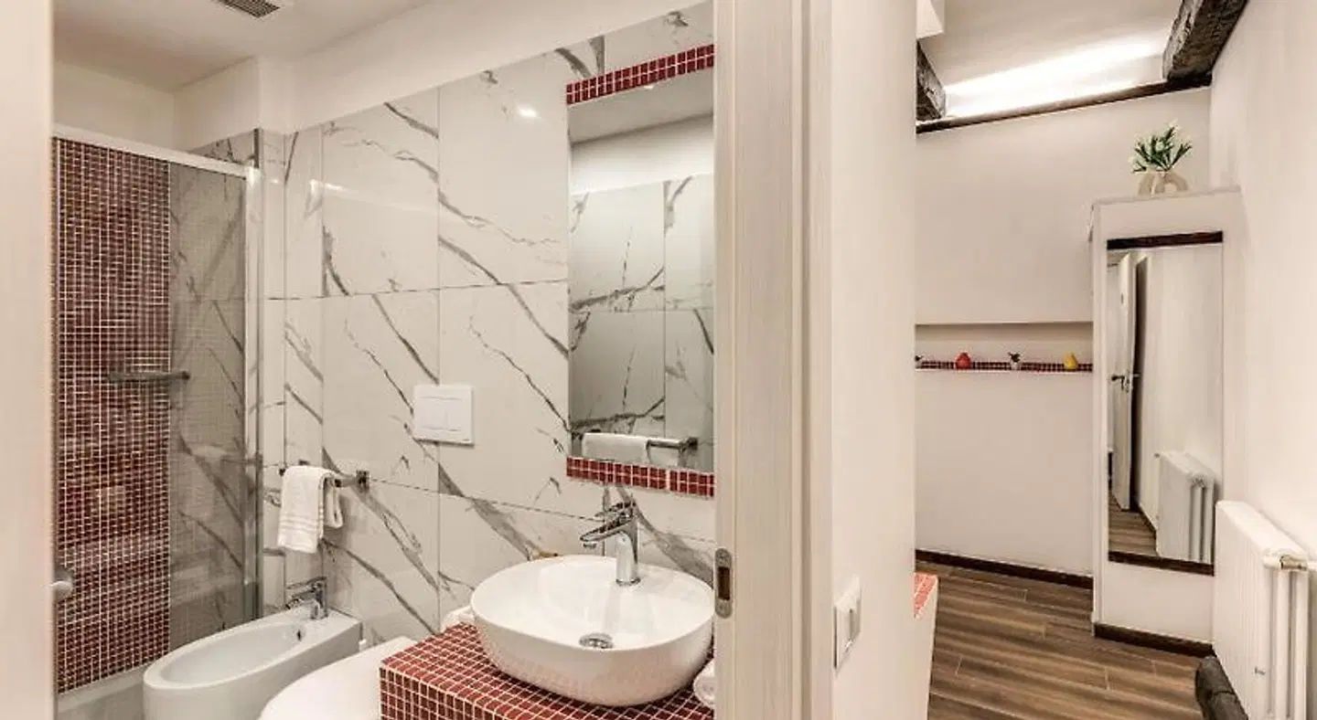 Piazza di Spagna Comfort Rooms Badezimmer