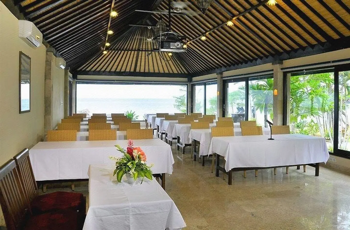 Coral View Villas Konferenz