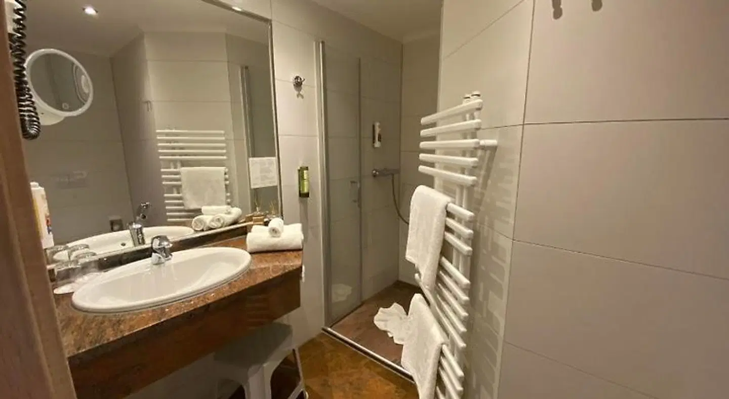 Zum Stein Badezimmer