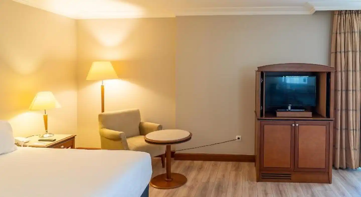 IC Hotels Airport Wohnbeispiel