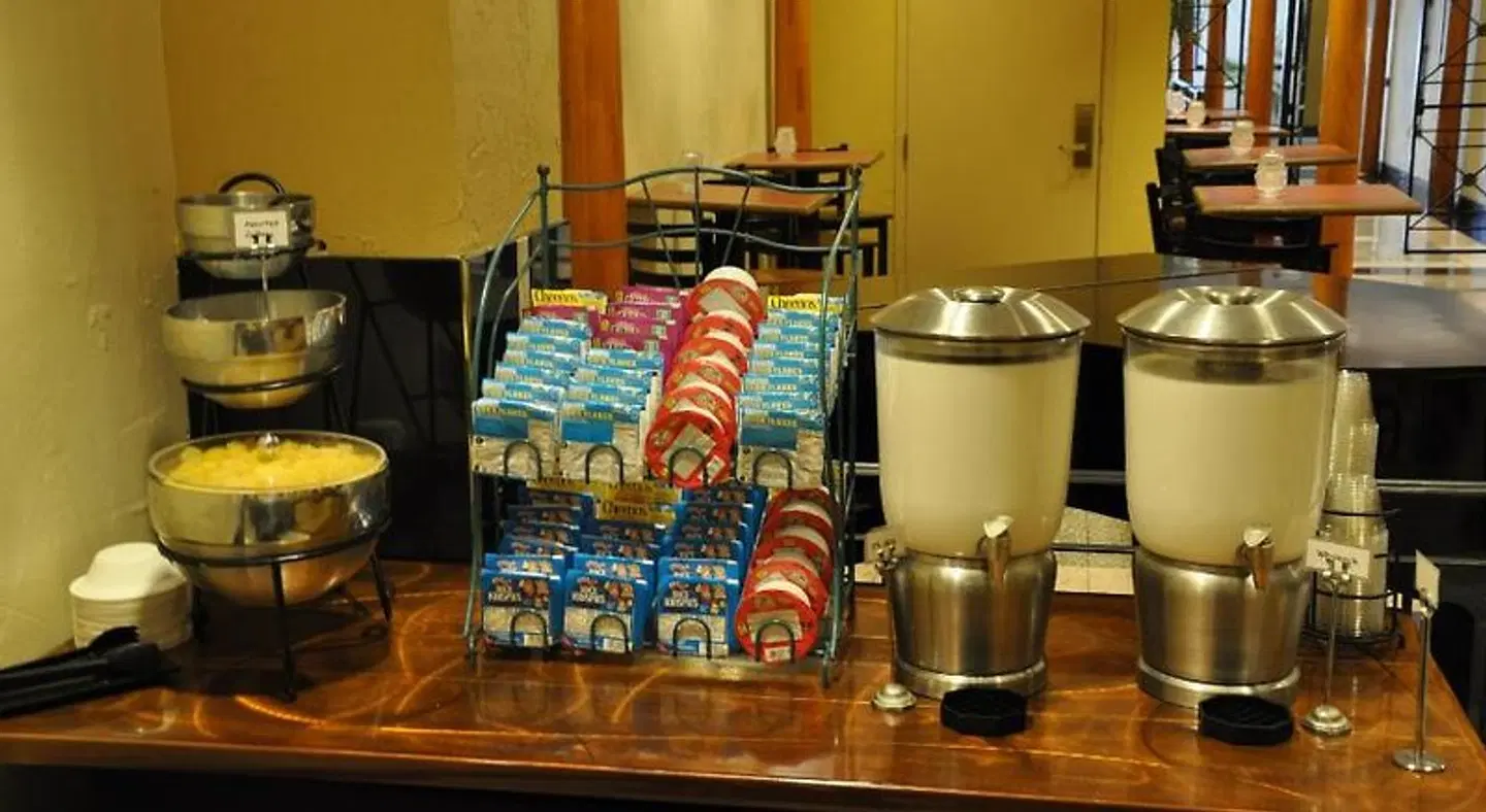 Best Western Plus Hotel & Conference Center SPORTS_AND_LEISURE