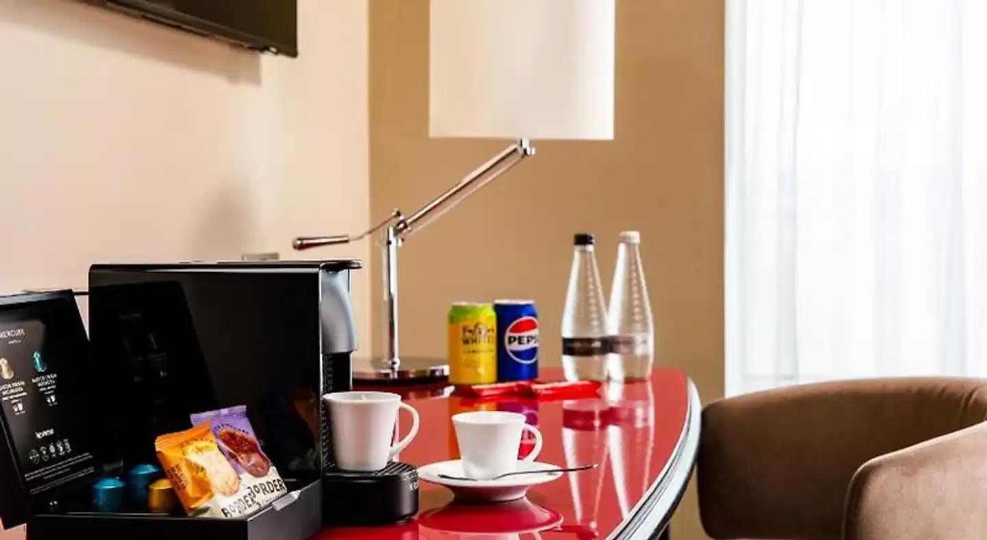 Holland House Hotel Cardiff By Sunday Sport und Entertainment