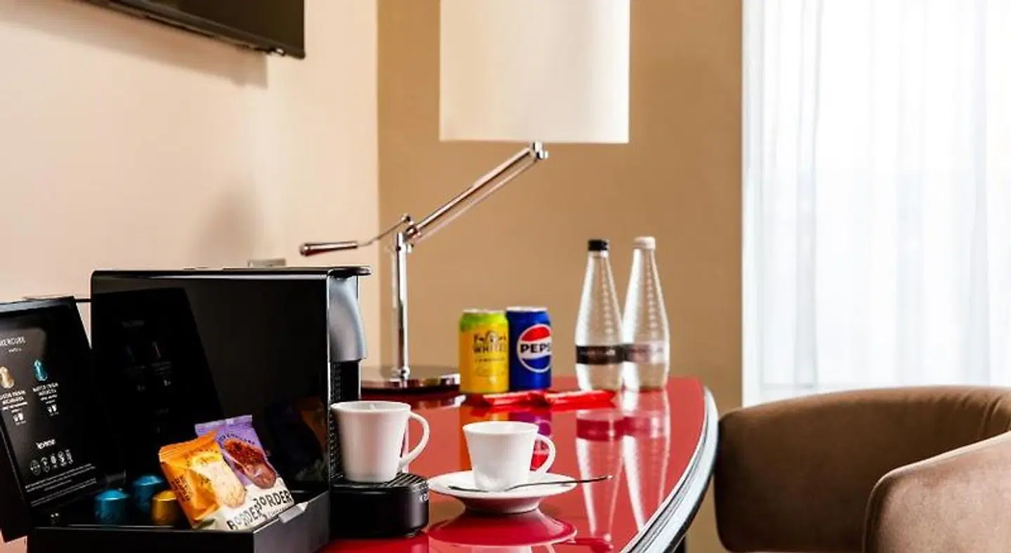 Holland House Hotel Cardiff By Sunday SPORTS_AND_LEISURE