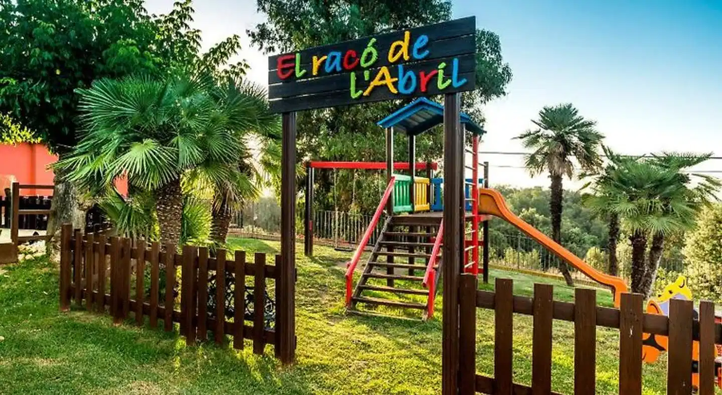 Mas Tapiolas Sport und Entertainment