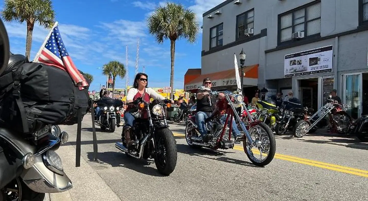 Holiday Inn & Suites Daytona Beach on the Ocean SPORTS_AND_LEISURE