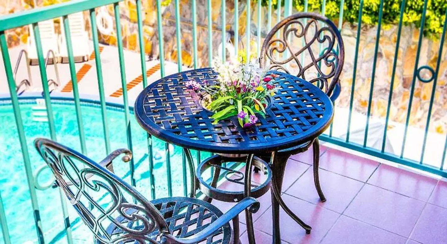 SureStayPlus Hotel by Best Western San Jose Central City Terrasse