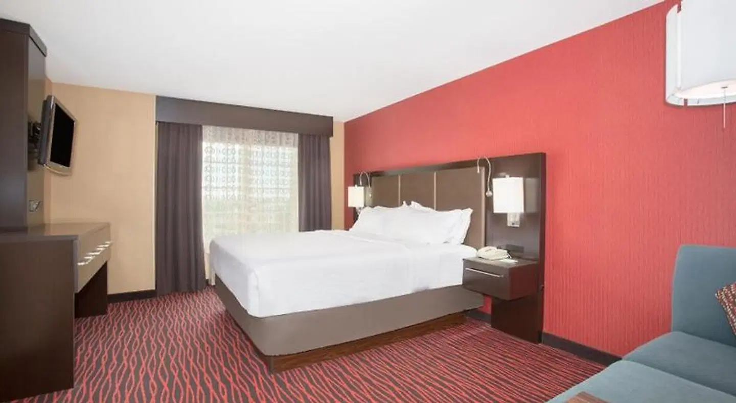 Holiday Inn Colorado Springs Airport ROOM_EXAMPLE