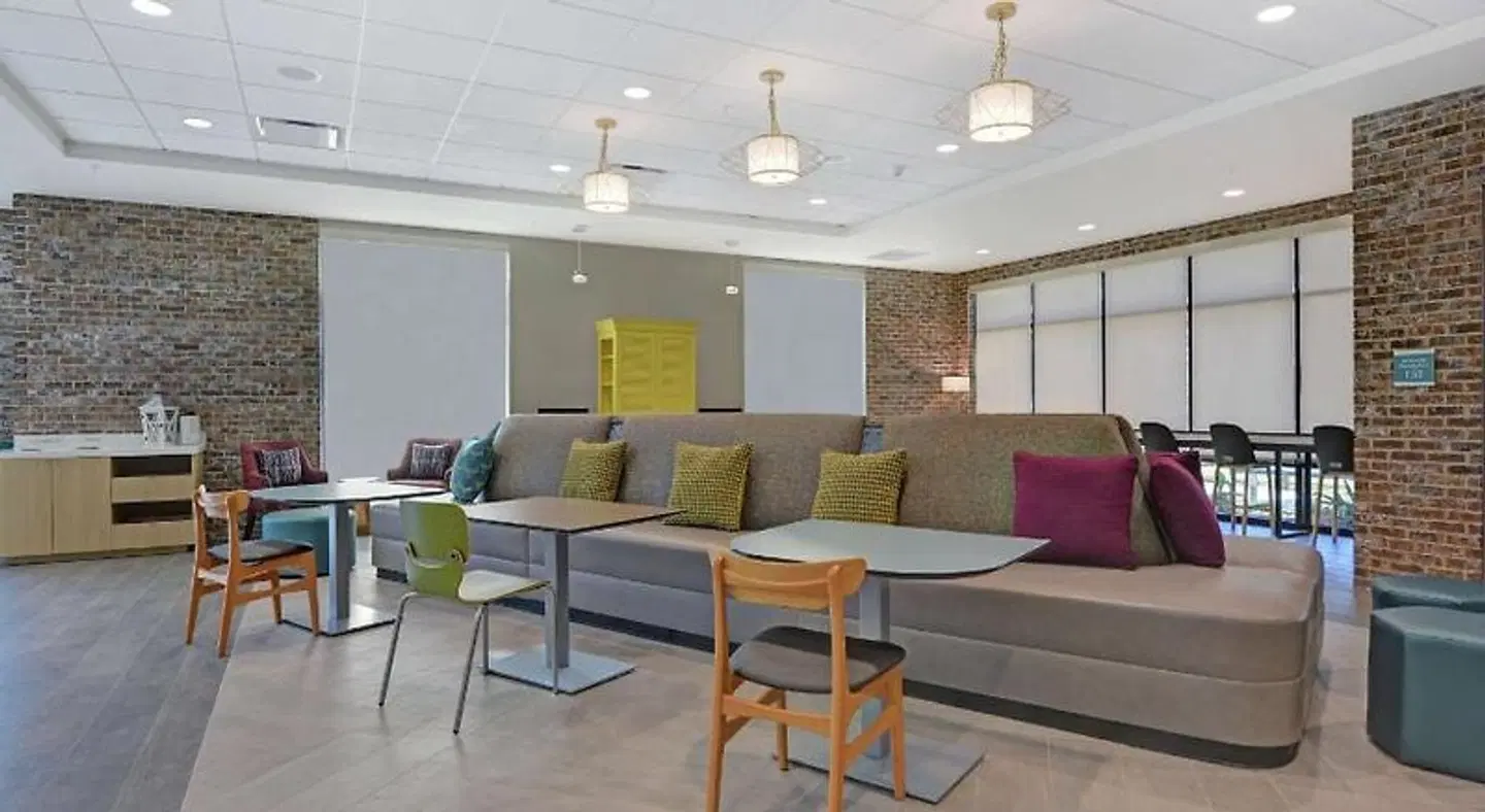 Home2 Suites by Hilton Charleston Daniel Island Lobby