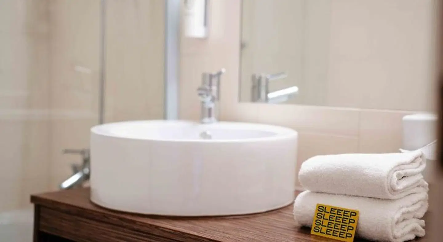 SLEEEP Hotel Vösendorf Badezimmer