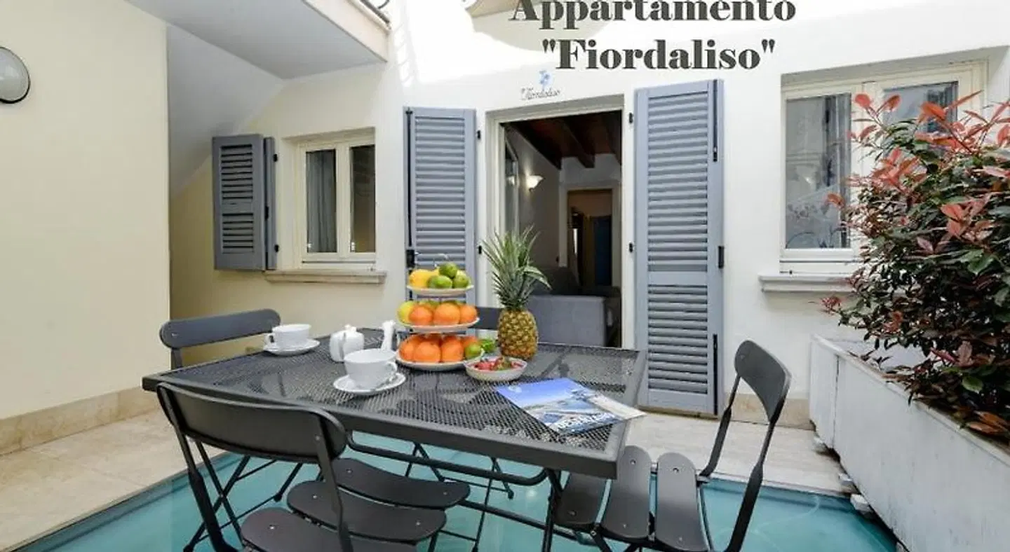 The Flowers Apartments 1 Terrasse