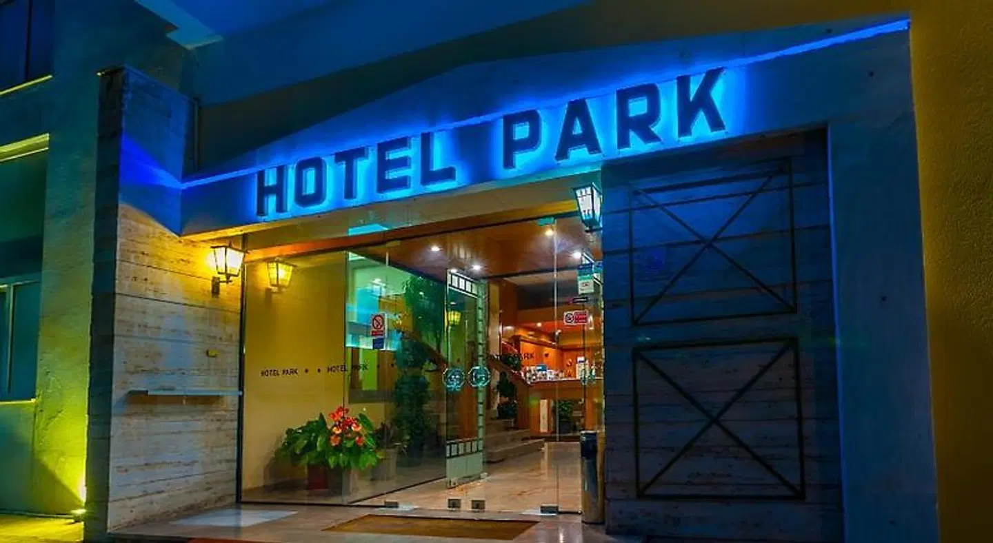 Park Hotel EXTERIOR