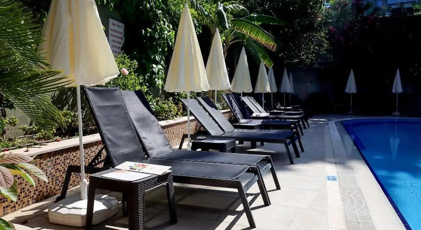May Flower Aparthotel Terrasse