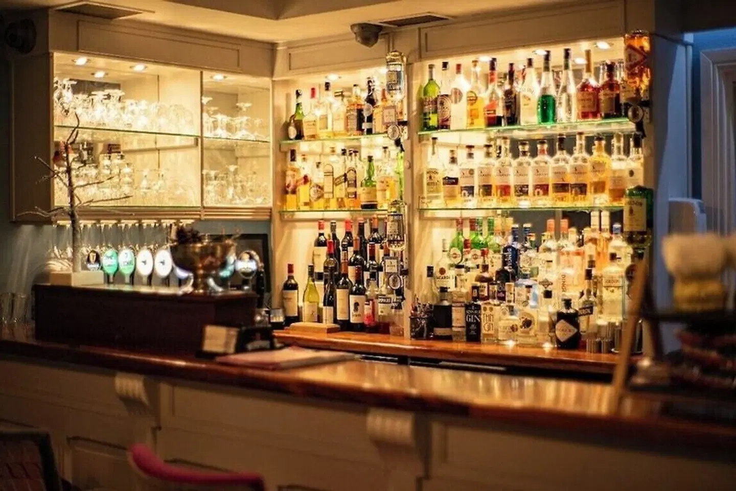 Countrywide Hotels - Emmet Bar