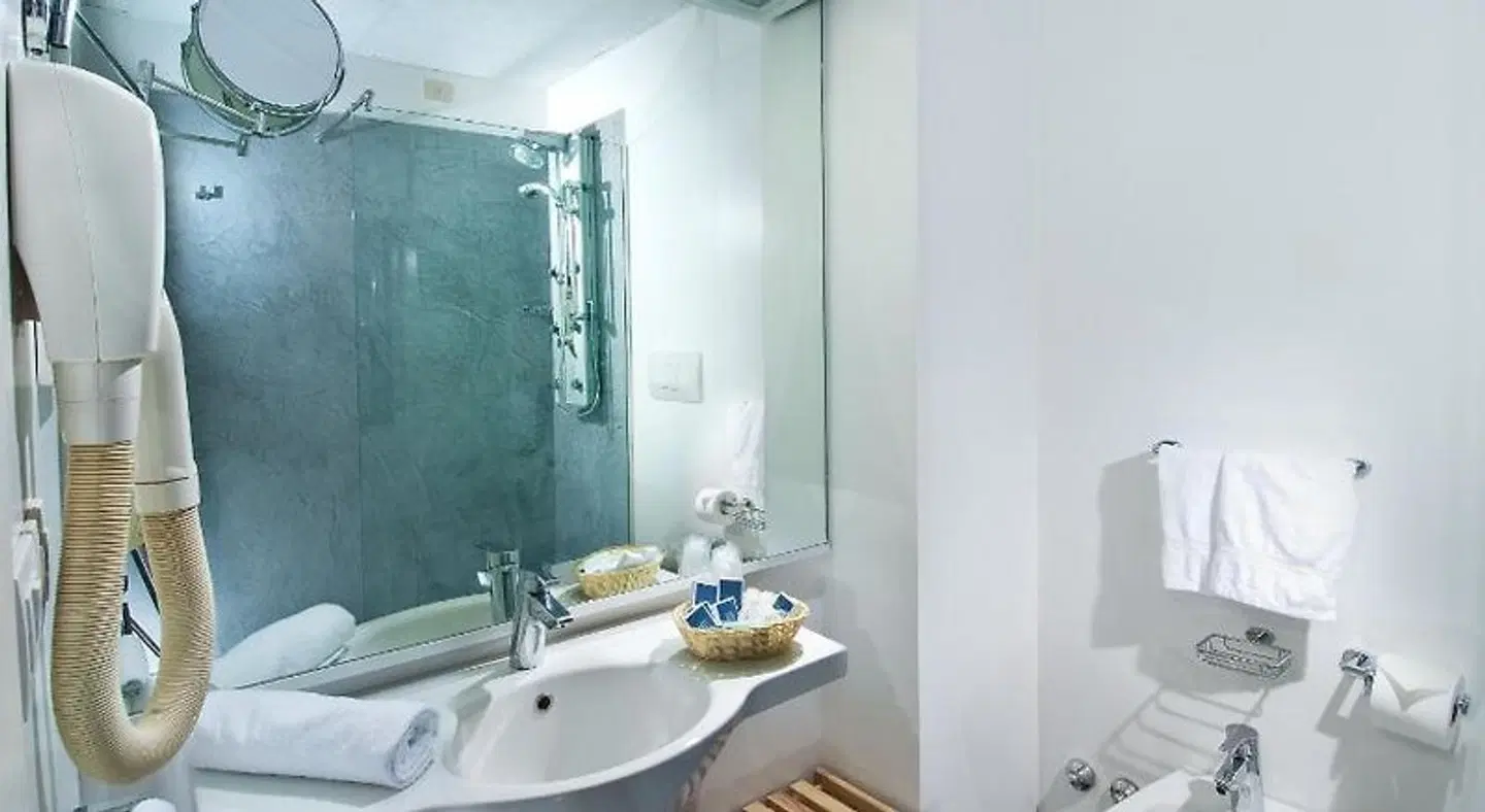 Mediterraneo Badezimmer