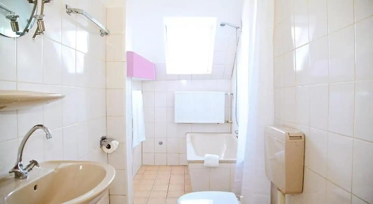 Schweizerhaus Badezimmer