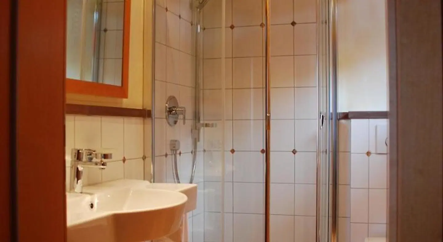 Adler Badezimmer