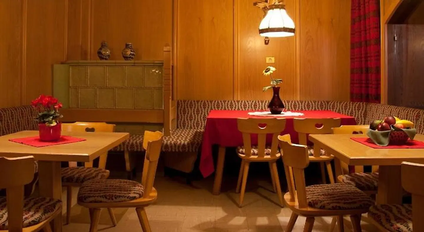 Garni Helvetia Restaurant