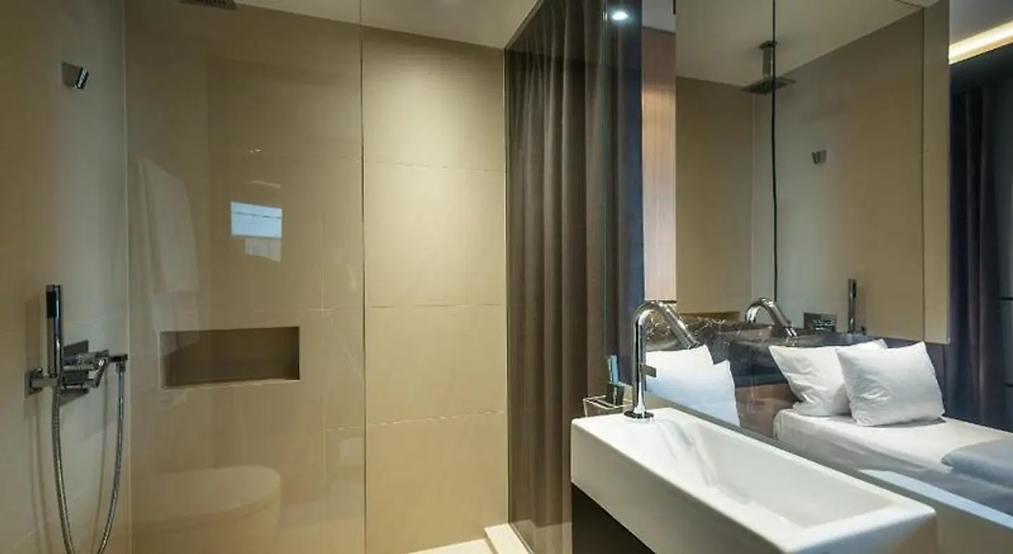 Ilonn Hotel Badezimmer