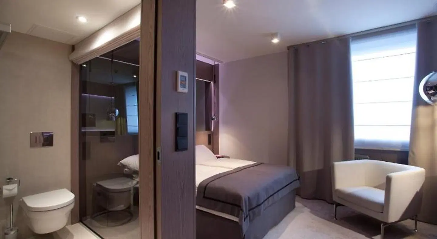 Ilonn Hotel ROOM_EXAMPLE
