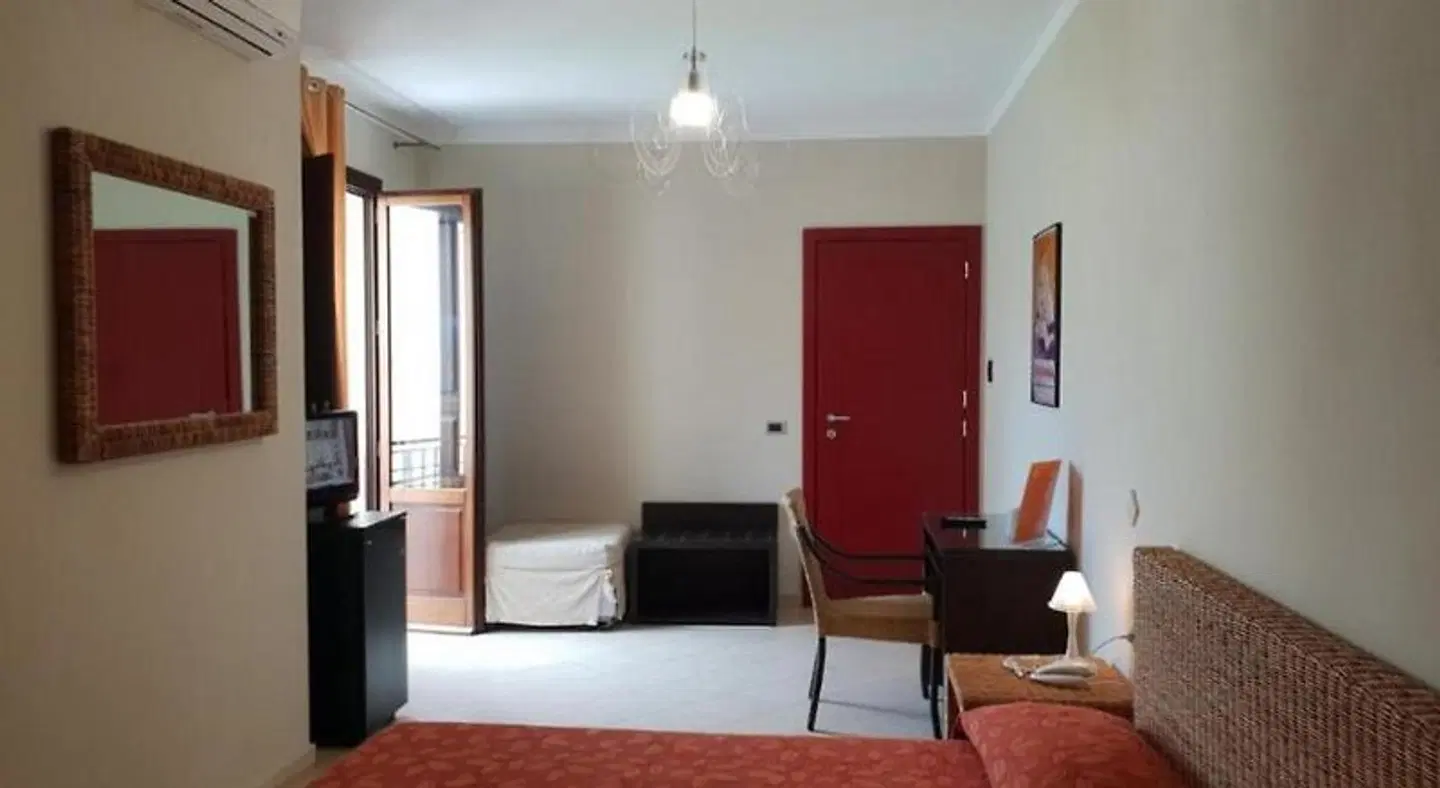 Insula Hotel ROOM_EXAMPLE