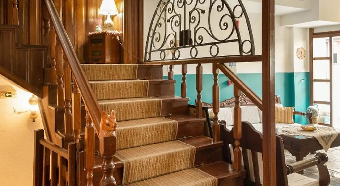 Dimosthenis LOUNGE_LOBBY