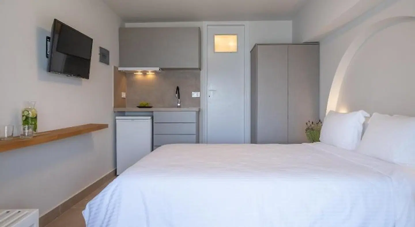 Nelly's Hotel Apartments ROOM_EXAMPLE