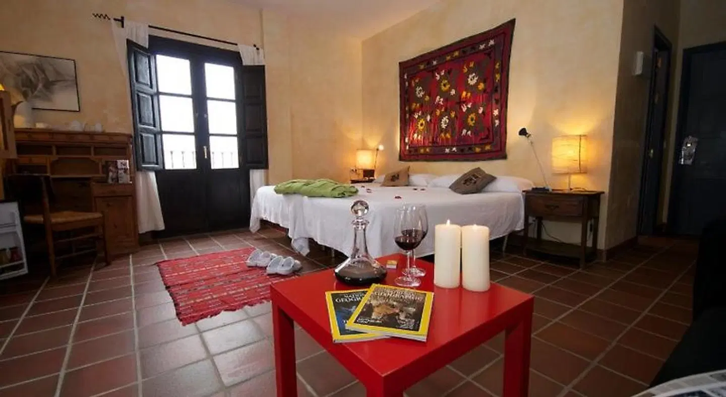 Cerro de Hijar ROOM_EXAMPLE