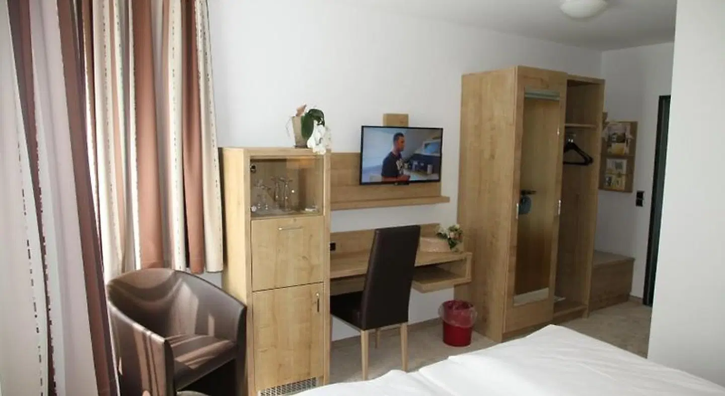 Hasen ROOM_EXAMPLE