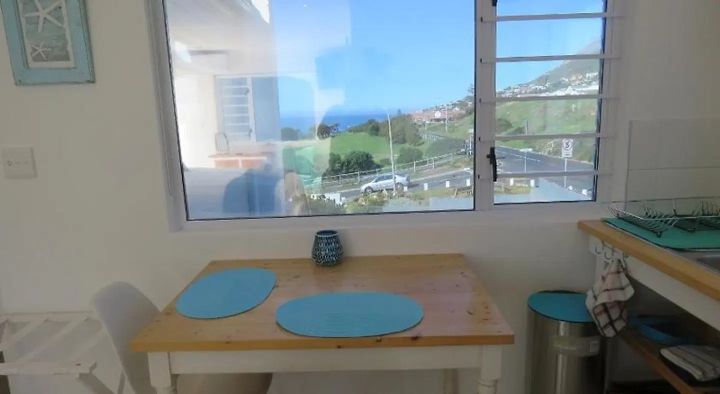 Penguins View Guesthouse Badezimmer