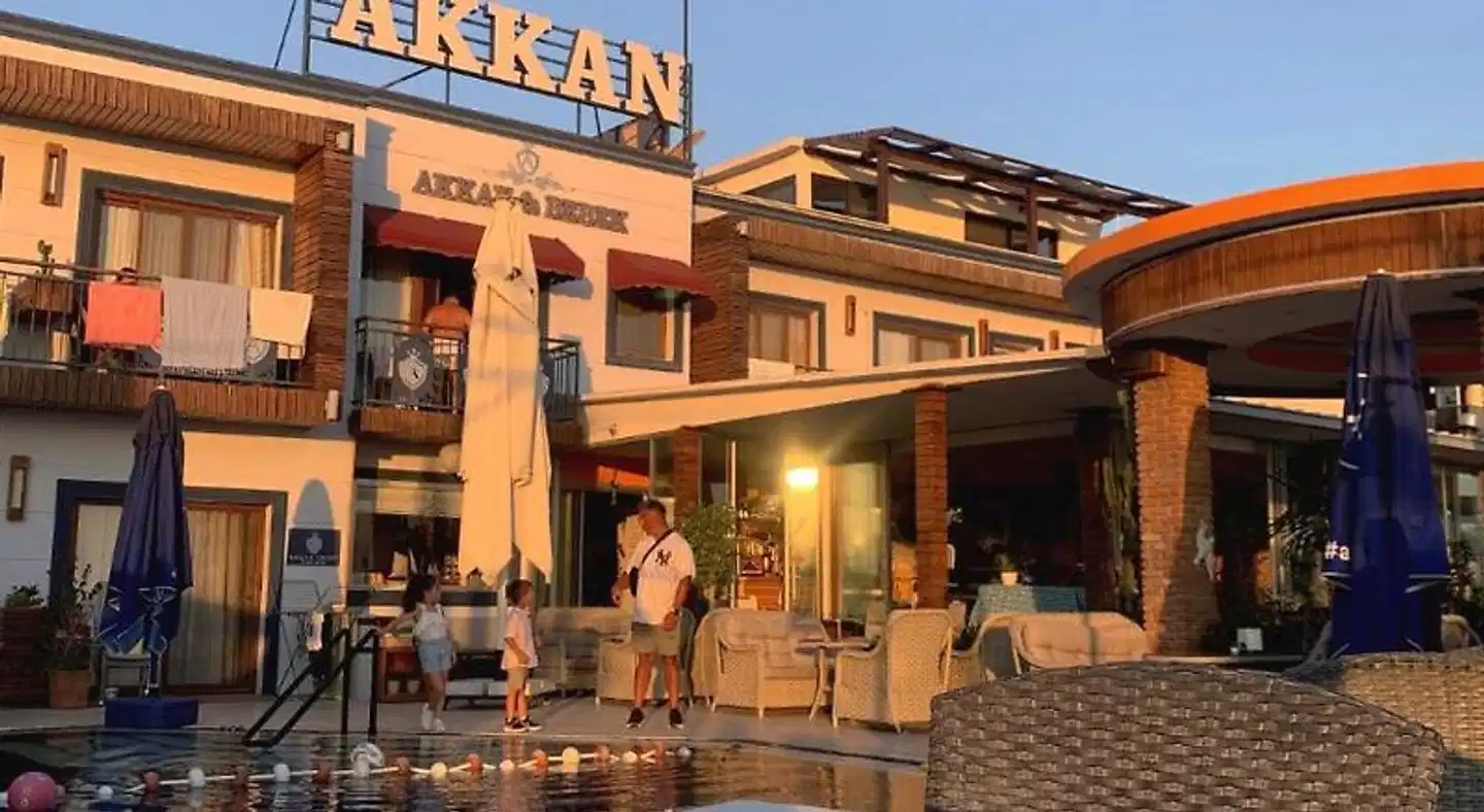 Akkan Beach Hotel Aussenansicht