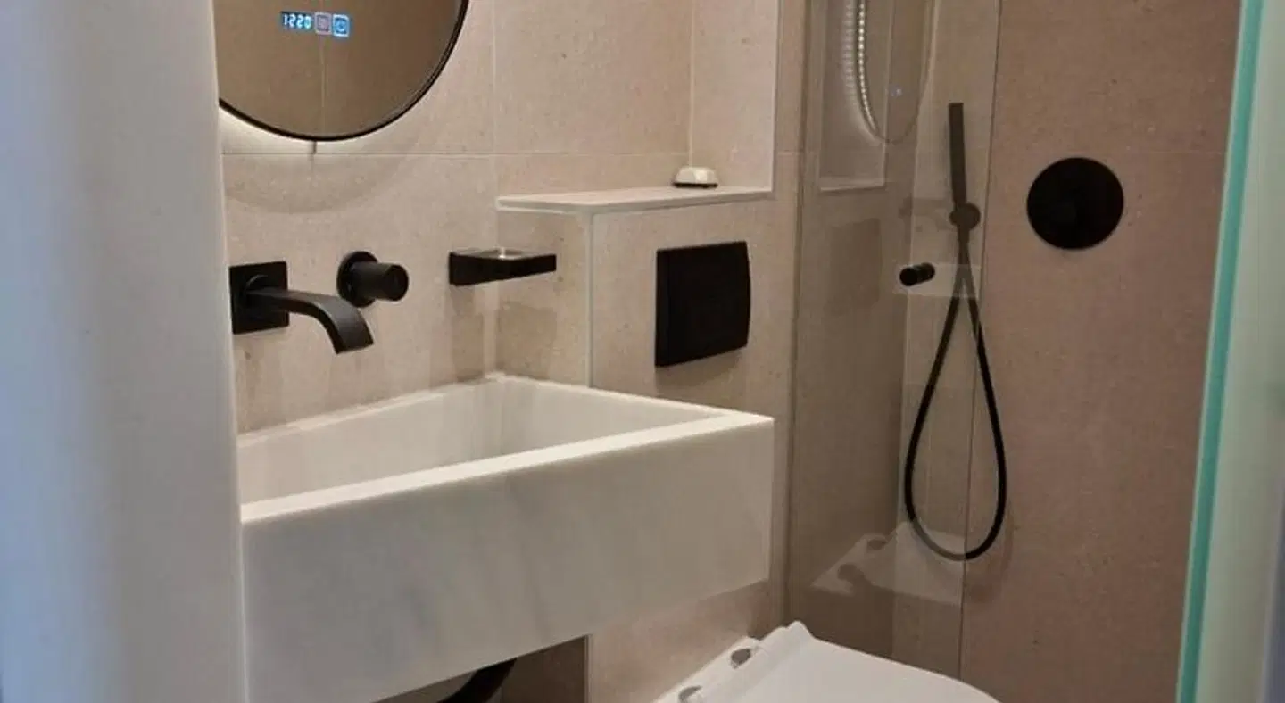 Avra Hotel Badezimmer