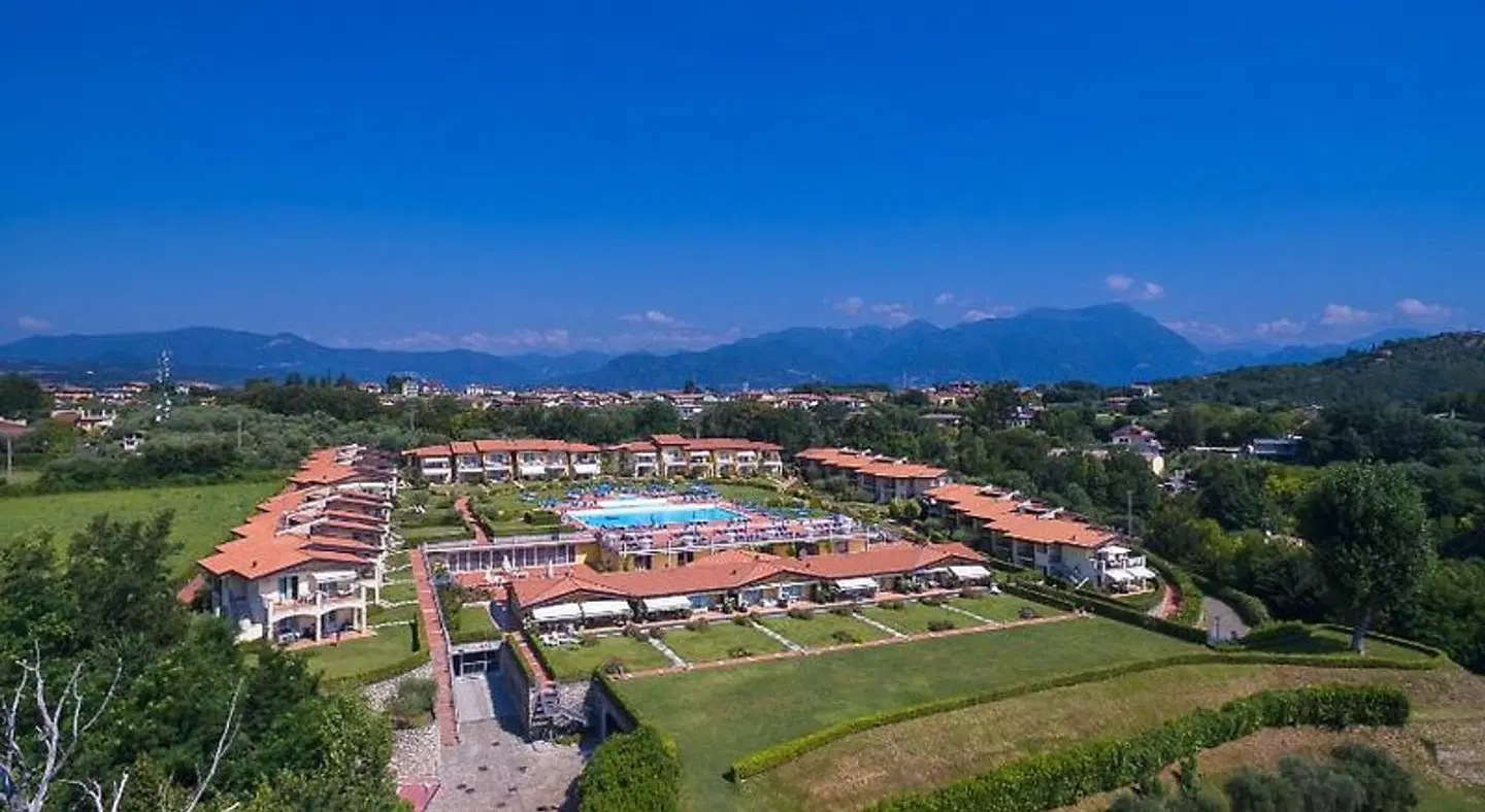 Montecolo Resort EXTERIOR