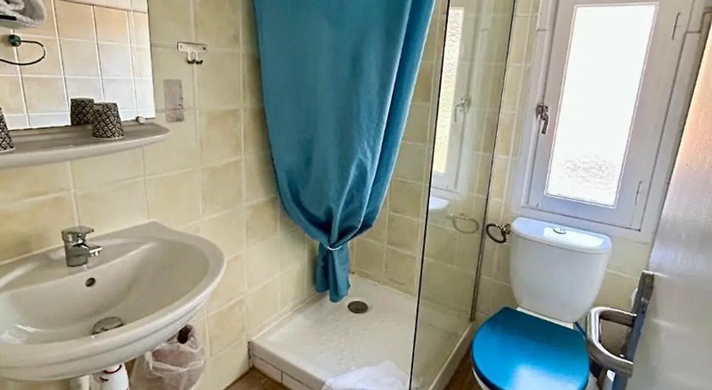 Hotel Oasis Badezimmer
