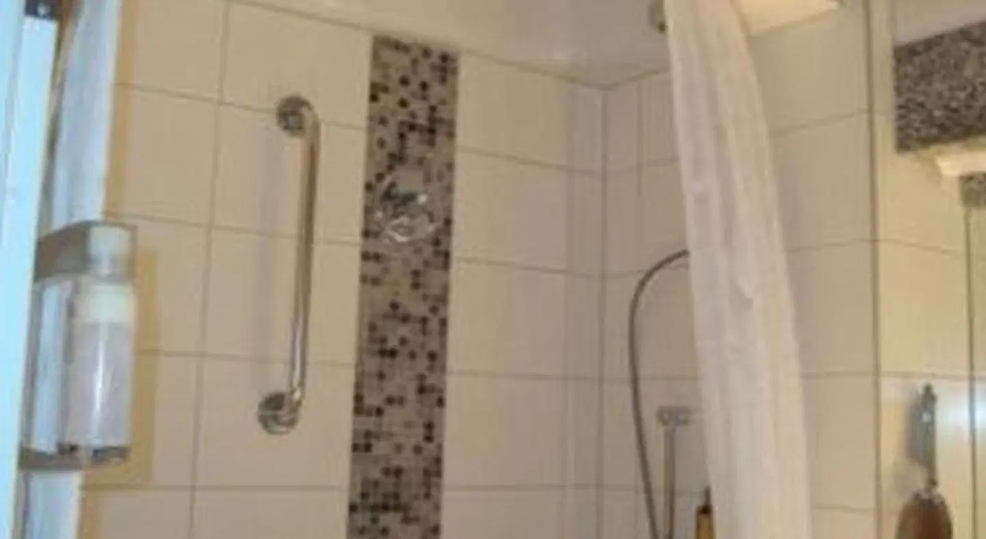 Am Schloß Apolda Badezimmer