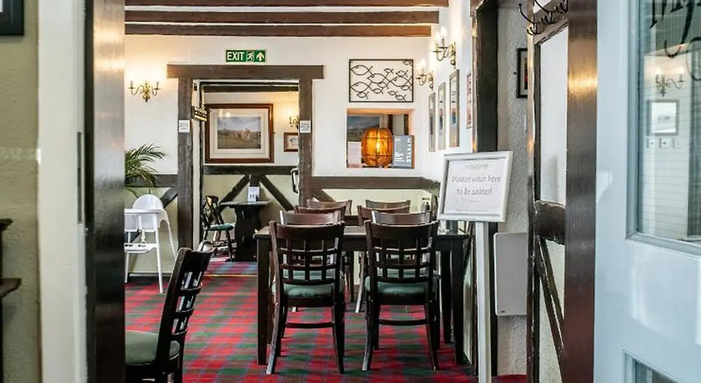 The Upper Largo Hotel & Restaurant Restaurant