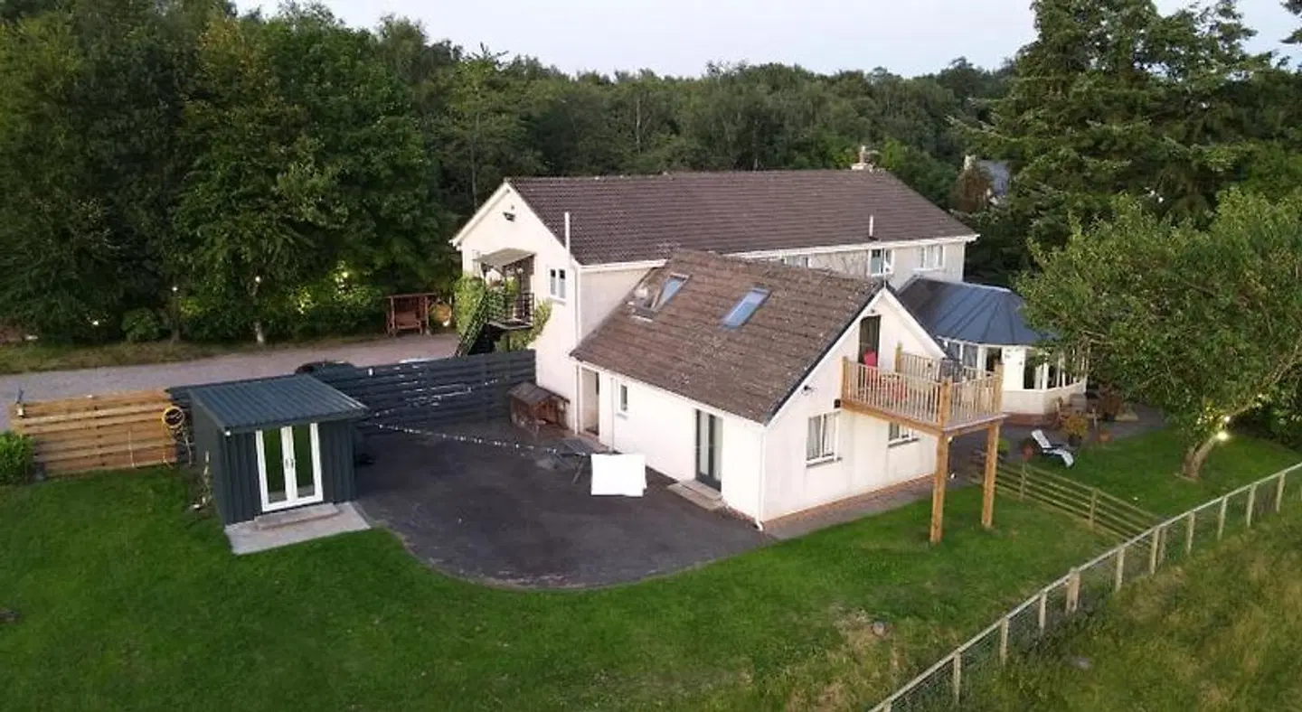 Southpark House EXTERIOR